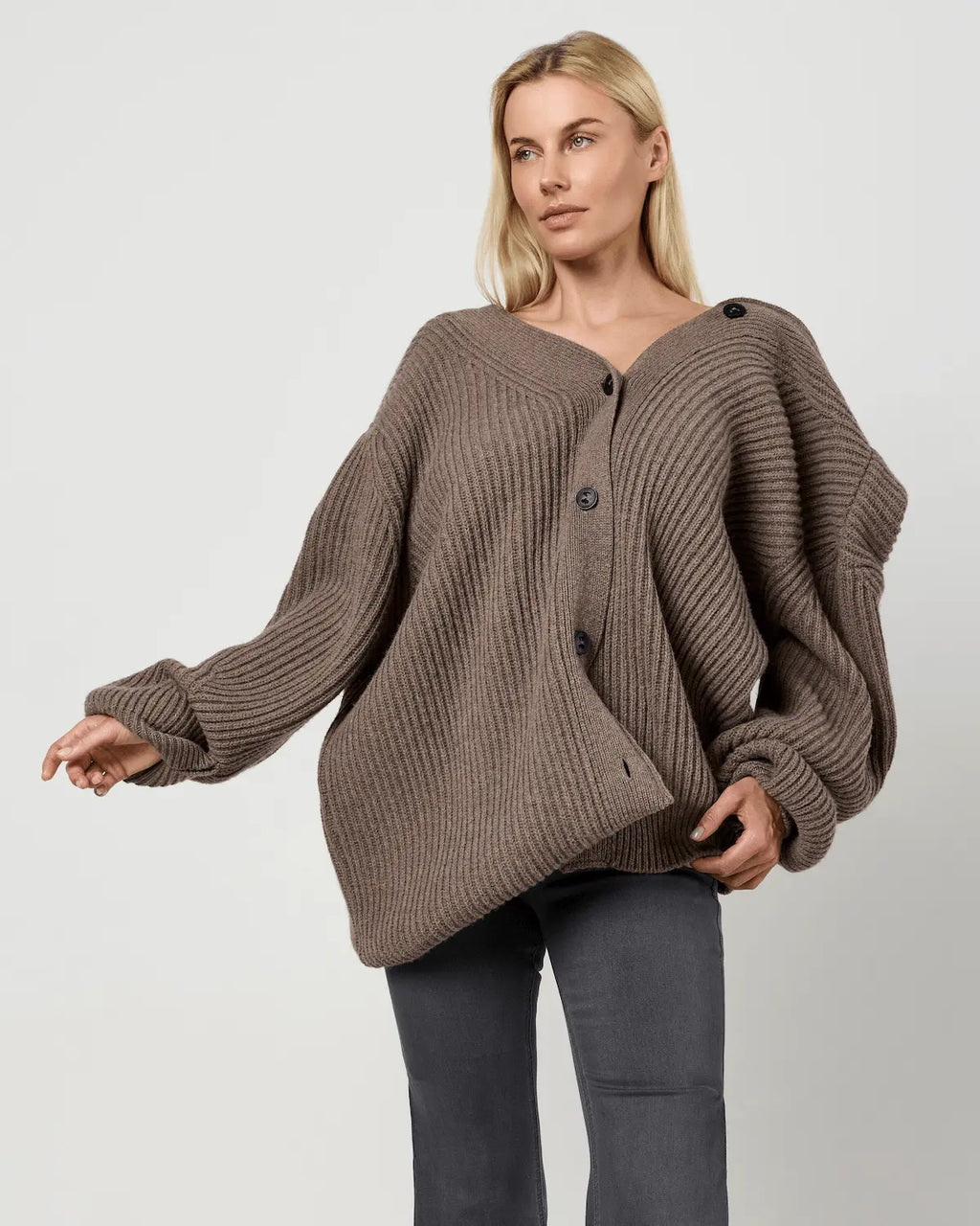 Cardigan "Serio per finta"