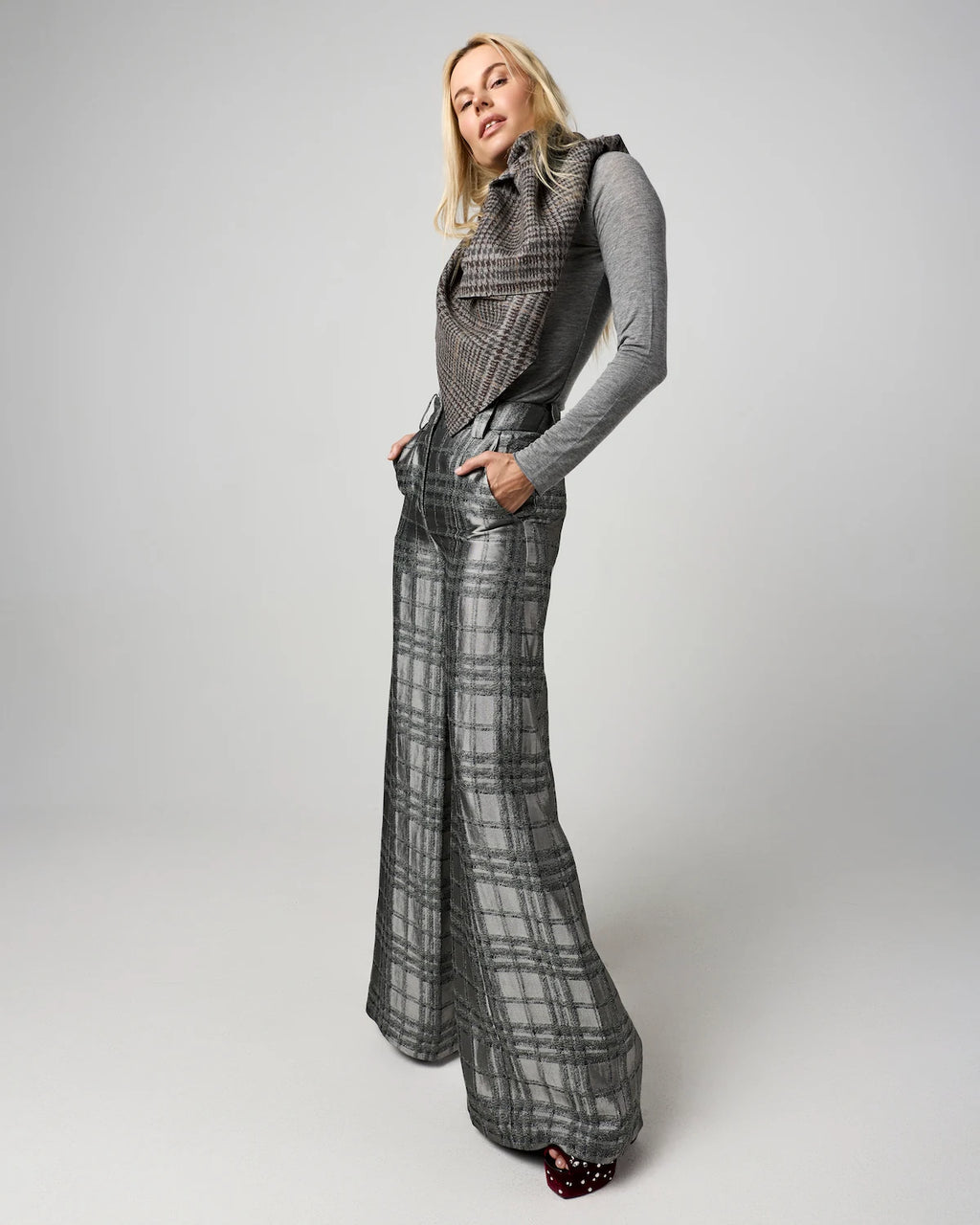 Pantalone Palazzo "Serio ma non per molto"