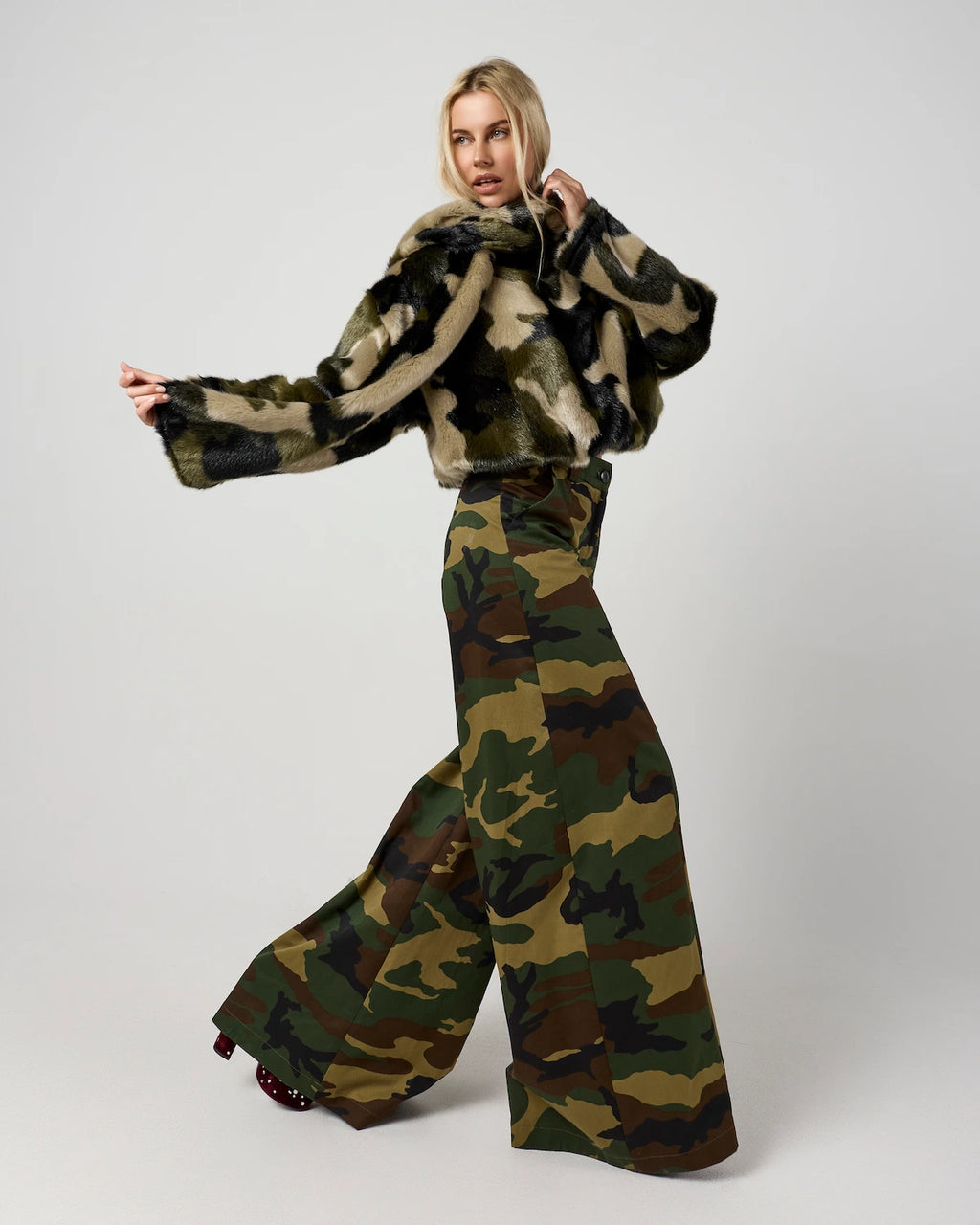 Pantalone Palazzo Militare