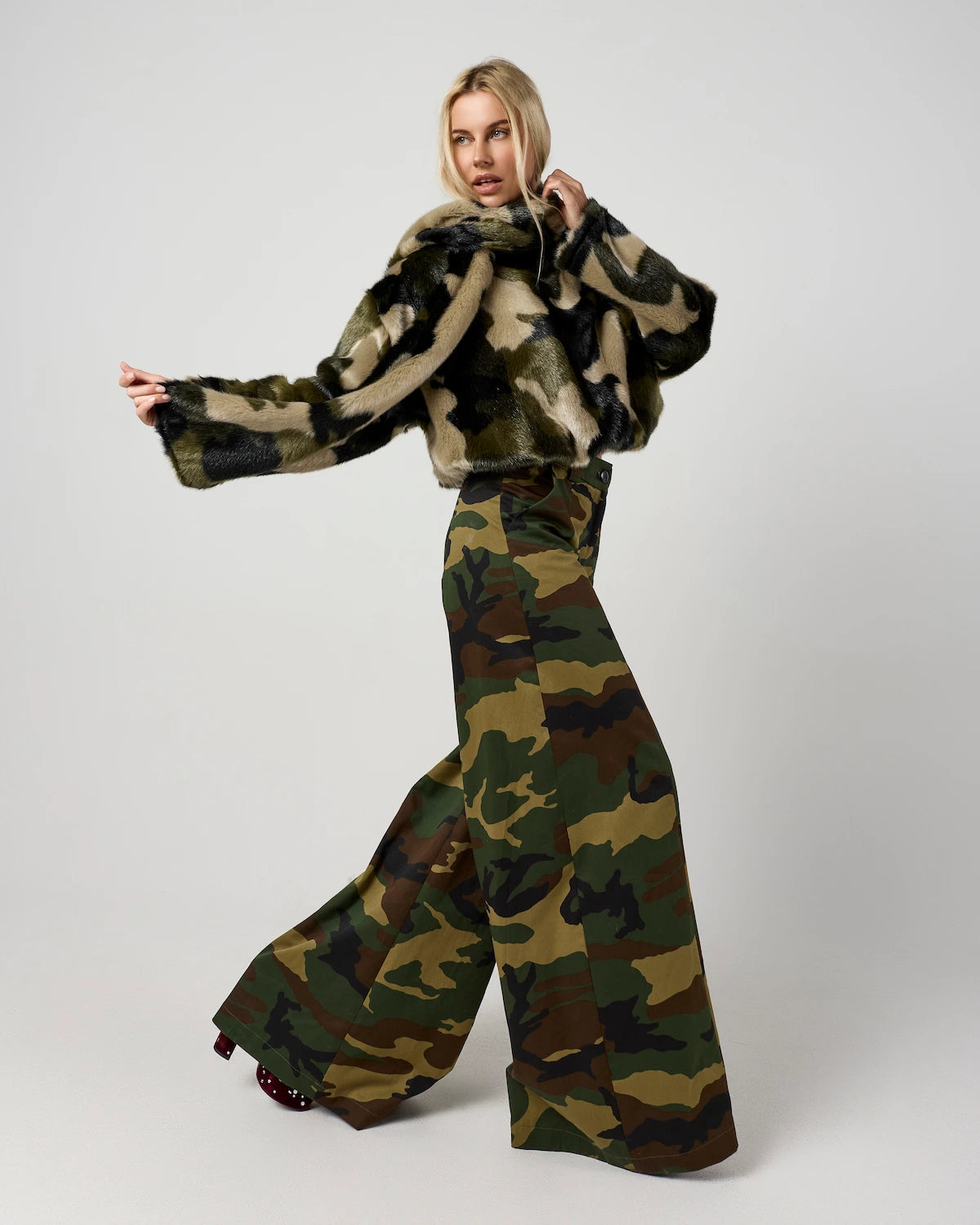 Pantalone Palazzo Militare